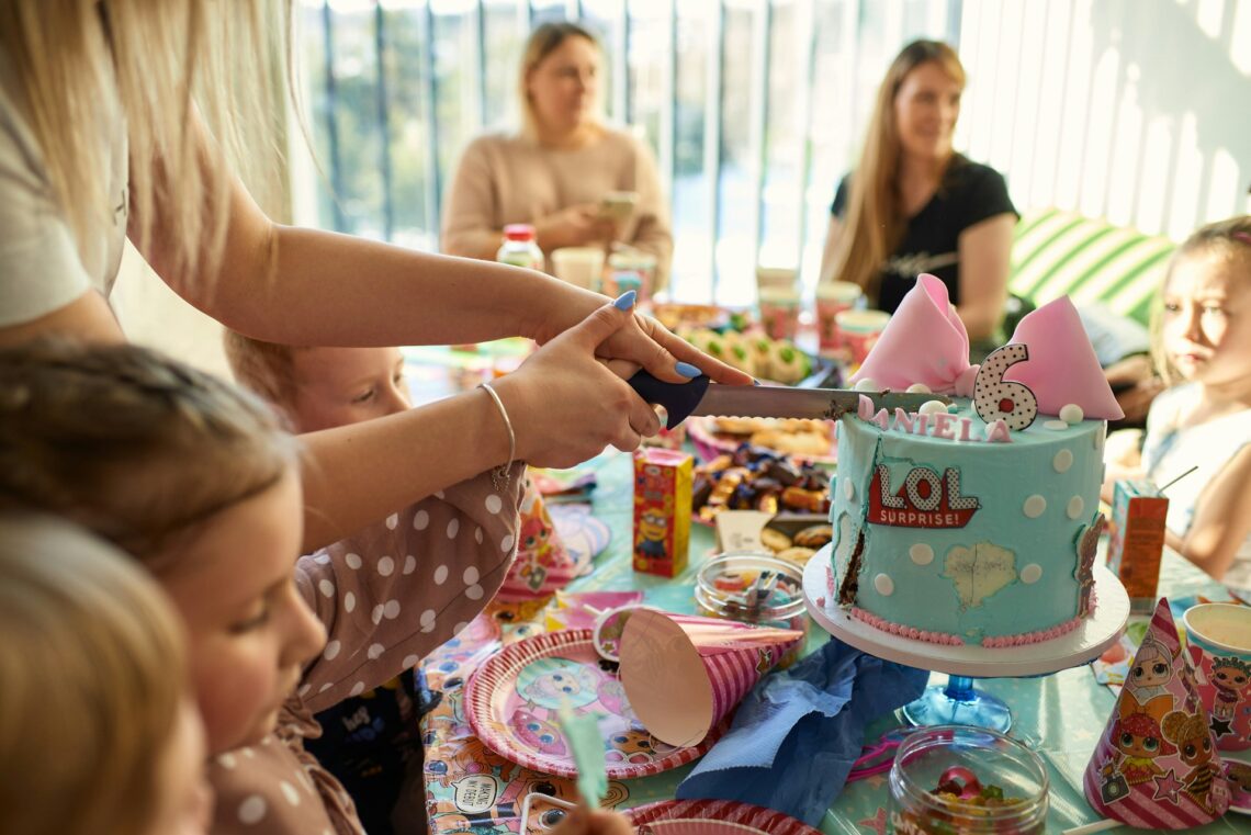 Kids birthday party with moms present